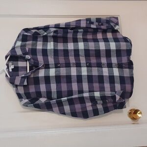 Sonoma flannel shirt women's size medium